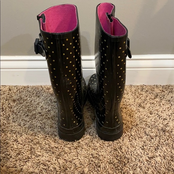 Black Polka Dot Rain boots - Picture 3 of 3